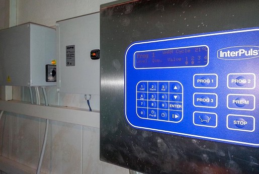 Felső tejvezetékes fejőrendszer, 4 fejőegységgel